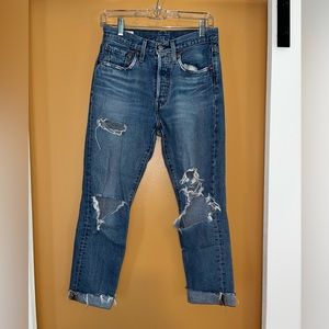 High waisted Levi jeans